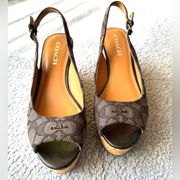 Coach Ferry Signature Wedge Sandal Size 8.5 - Picture 1 of 4